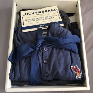 Lucky Brand sleepwear set